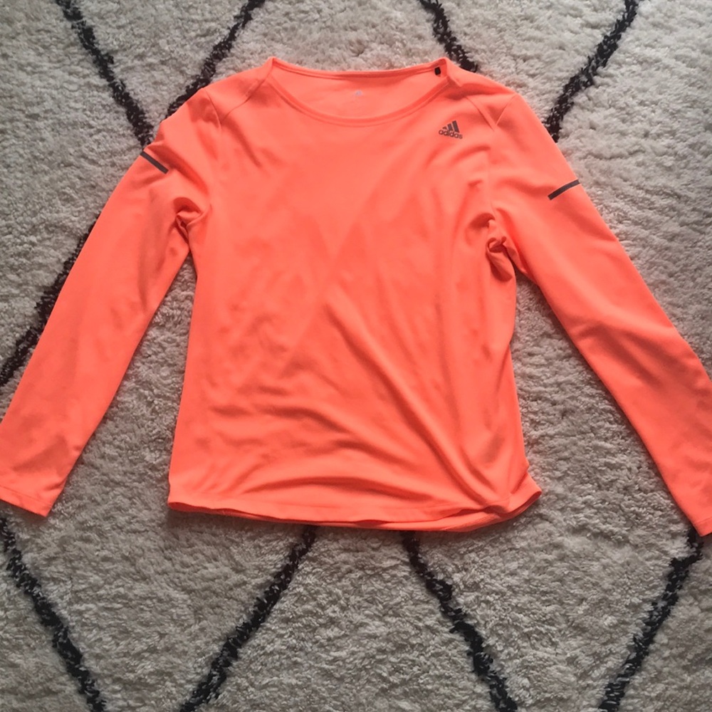 Long sleeve workout top